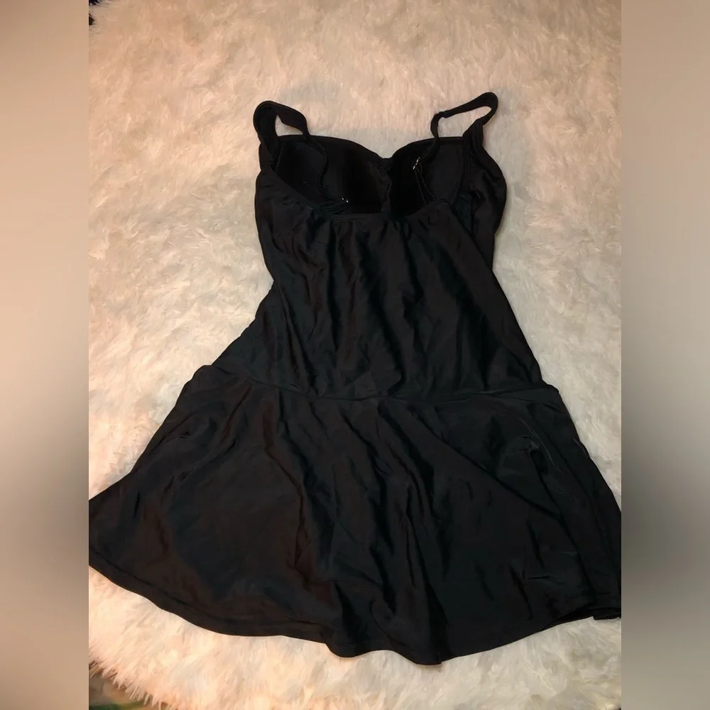 St Tropez VENUS Women's One Piece Swimsuit Swim-skirt - Black size 10 14 and 8